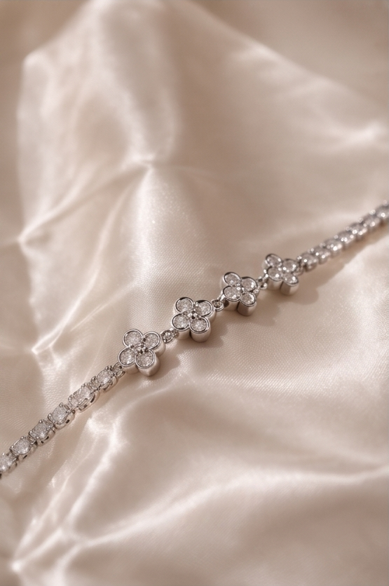 Four Clover Tennis Bracelet