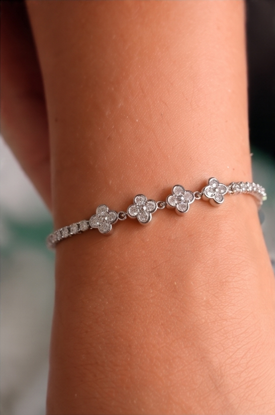 Four Clover Tennis Bracelet