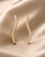 Wave Diamond Stud Earring