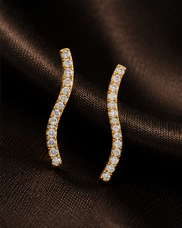 Wave Diamond Stud Earring