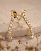 Wave Diamond Stud Earring