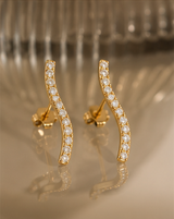 Wave Diamond Stud Earring