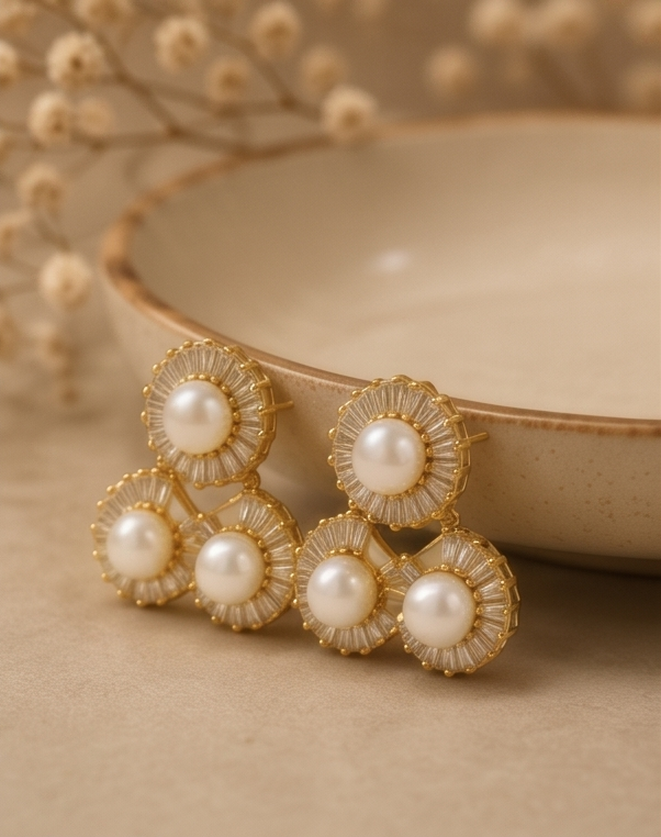 Pearl Trio Stud Earring